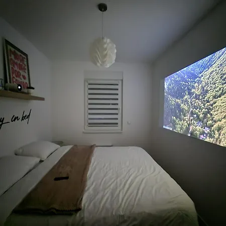 Endorfin - Modern Close To Airport